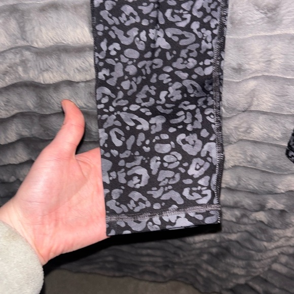 Fabletics Motion 365 spotted leggings - Picture 4 of 4